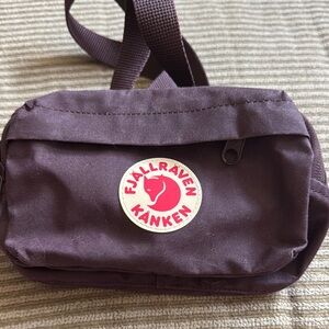 Fjallraven Kanken Crossbody Bag in Dark Purple